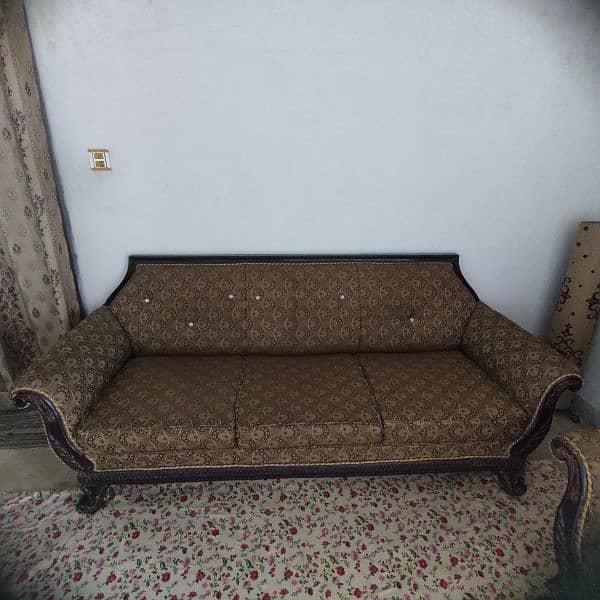 5 seater Sofa Set 0