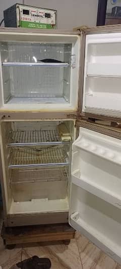 dawlance fridge