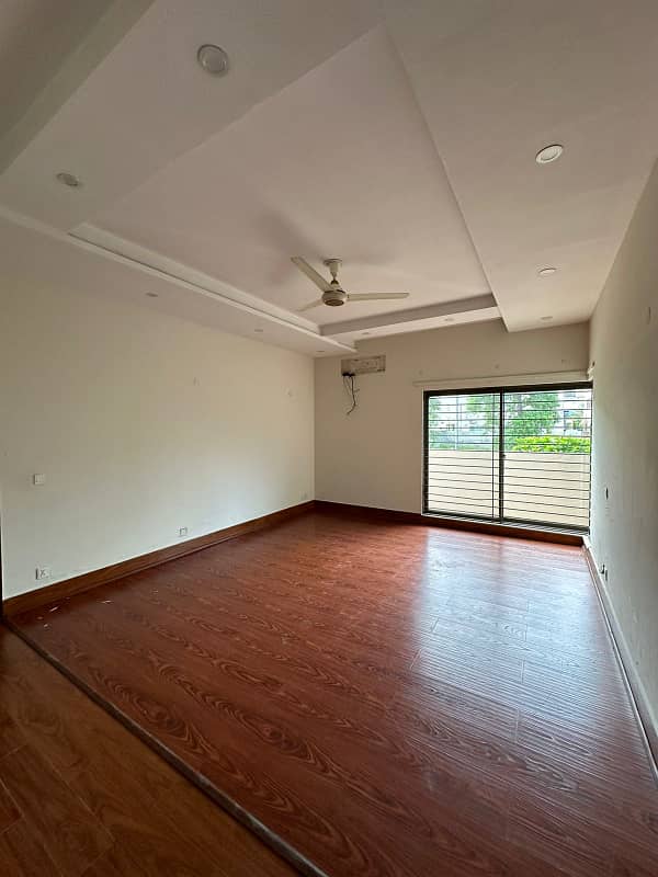 Corner 1 Kanal Full House For Rent In Dha 6 8