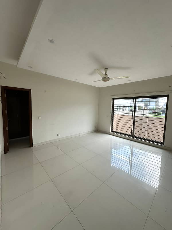 Corner 1 Kanal Full House For Rent In Dha 6 11