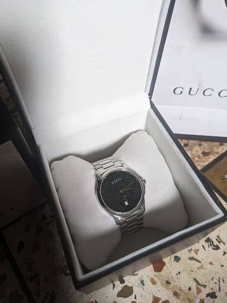 gucci watch 0