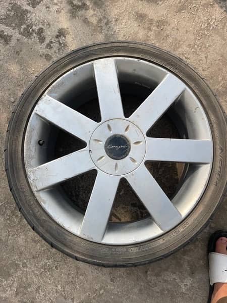 Carazon S-7 rims 4 piece set with tyres very good condition 9