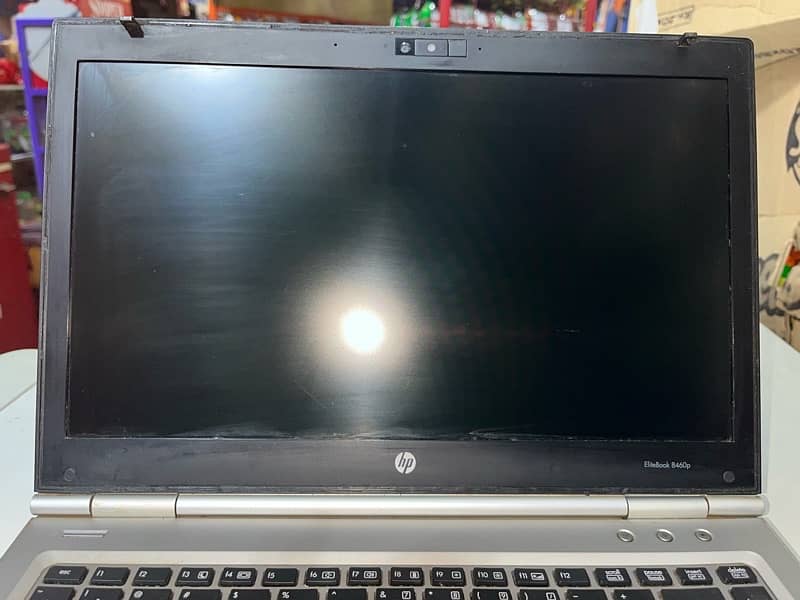 HP 8460 i5 4/320 4