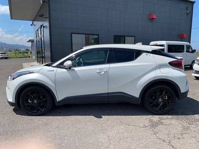 C-HR 2019  G MODE NERO  -  Un-Registered 3