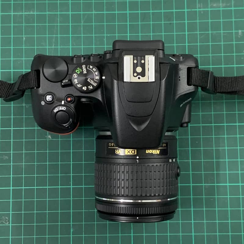 Nikon D3500 dslr 18-55mm lens perfect condition 1