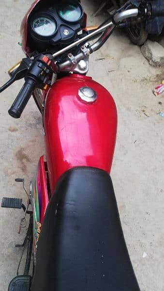 metro 100cc bike 3