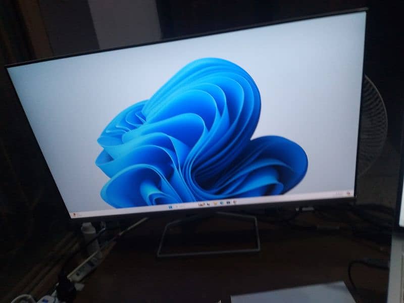 HP M27FW 27 inch ultraslim FHD Monitor 6