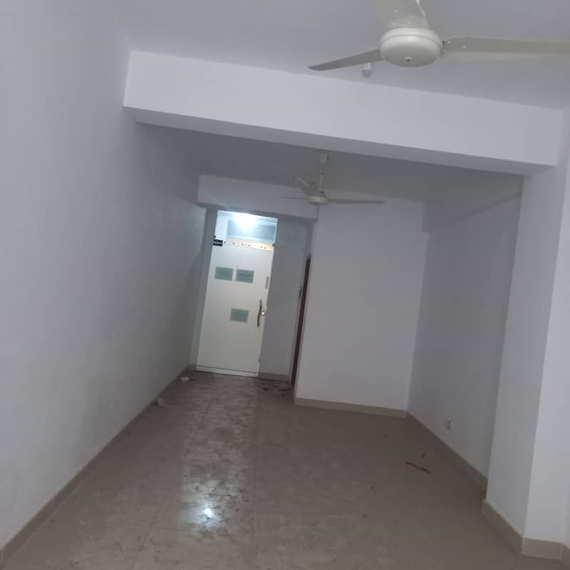 G11MARKAZ OFFICE FOR RENT IST FLOOR VIP LOCTION 1