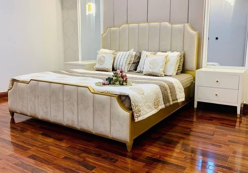 bed / bed set / Furniture / Poshish bed / bed dressing side table 0