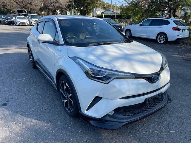 Toyota C-HR 2018 G LED 0