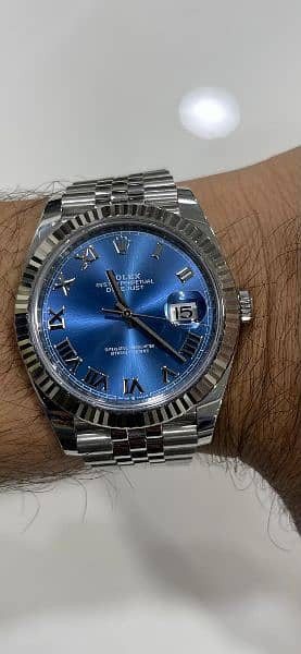 I biy old watches Rolex Omega Cartiar Ap Patek Phillips RM Tag Chopard 2