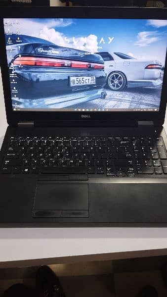 Dell Latitude E5570 0