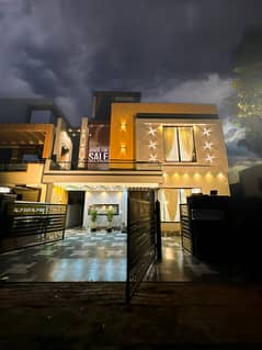 Brand new 10 Marla Beautifully Designed Modern House for Rent in DHA Phase 8 Ex Air Avenue 0