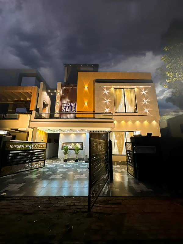 Brand new 10 Marla Beautifully Designed Modern House for Rent in DHA Phase 8 Ex Air Avenue 0