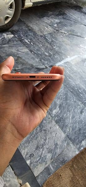 Iphone xr 256gb Factory unlocked non pta 3