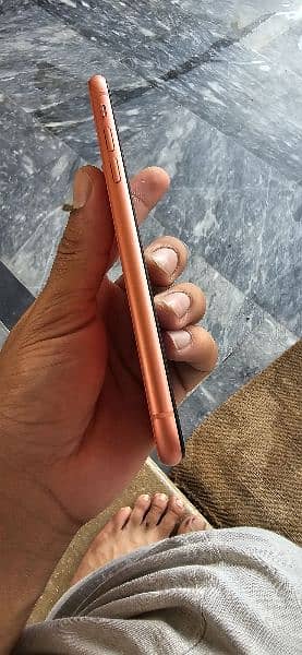 Iphone xr 256gb Factory unlocked non pta 7