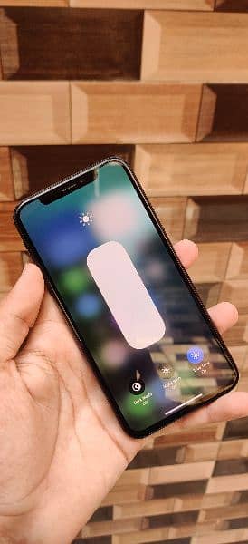 iphone xs 64GB 4 months sim working All okay 8