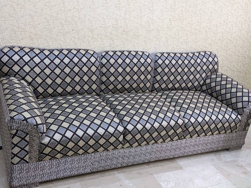 7 Seater sofa set 0