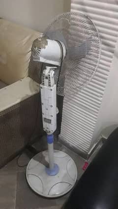 Electric chargin fan for sale.