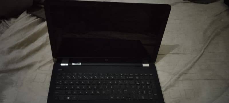 HP laptop i7 7th Generation, 8 Gb Ram 256 GB SSD 2