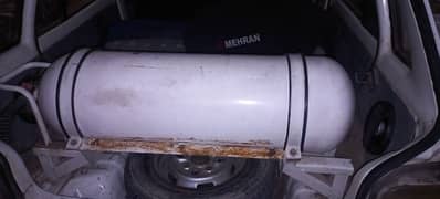 cng kit cylinder suzuki company orignal condition