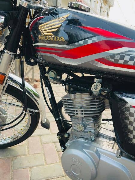 Honda 124 Model 2024 Serial 2024 Registration Punjab Number Done. 4