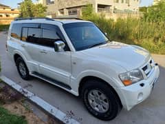 Mitsubishi Pajero 2003