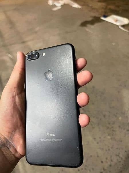 Iphone 7plus Pta approved in best rate 6