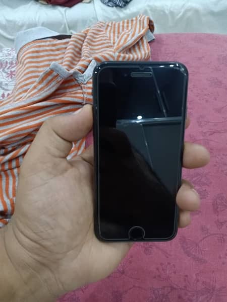 I phone 7 non PTA 128 gb 1