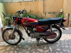 Honda CG 125 2012 color Red For Sale