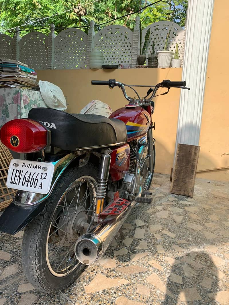 Honda CG 125 2012 color Red For Sale 6