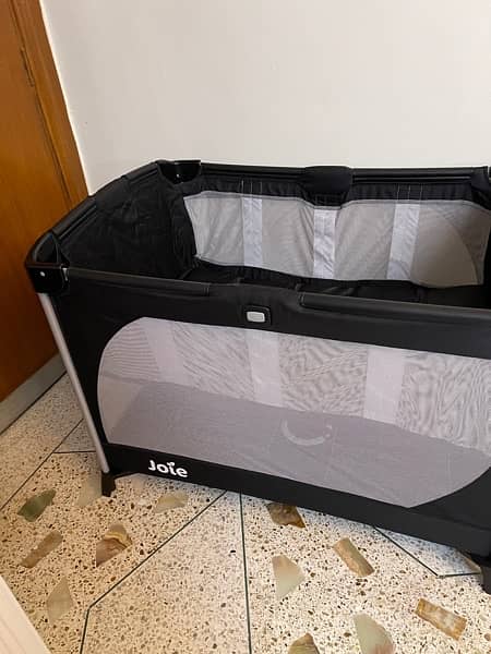 joie baby cot with stages 1