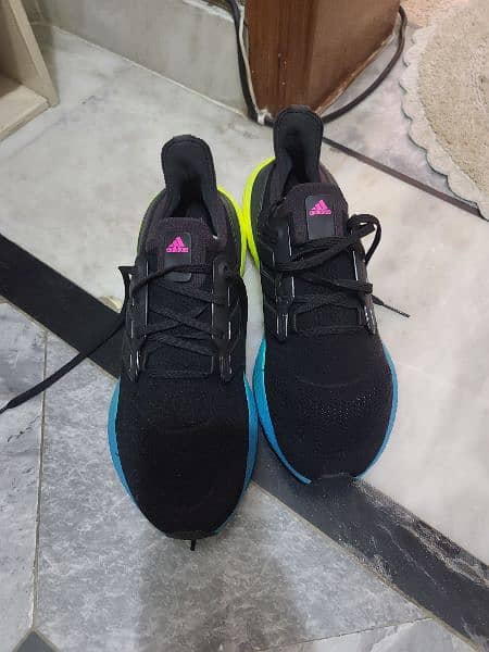 Addidas Ulta Boost 44 size 3