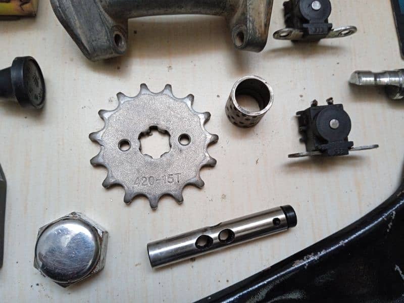 70cc Bike Spare Parts Urgent Sale 9