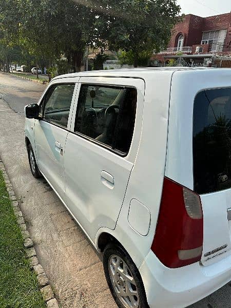 Suzuki Wagon R 2019 9