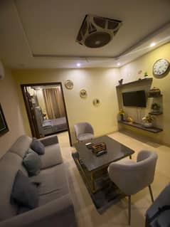 One bedroom VIP apartment for rent for 3to4 hours in bahria town