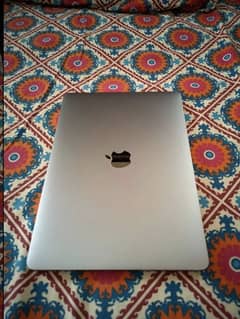 MacBook