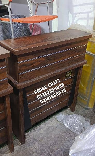 Office Receptionist Counters Available 14