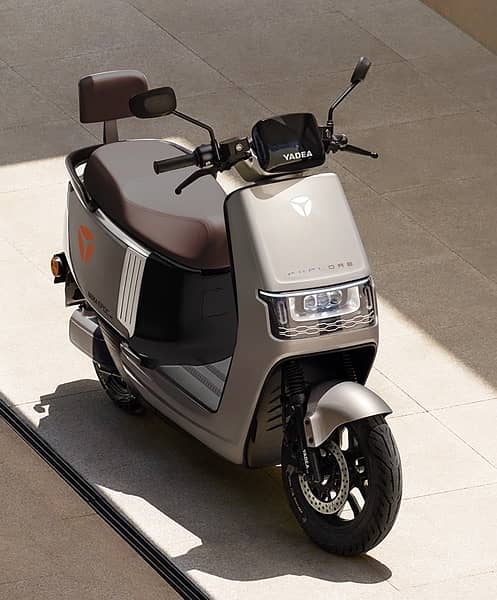 Yadea Electric Scooter EPOC 10