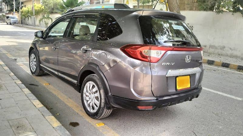 Honda BR-V 2017 3