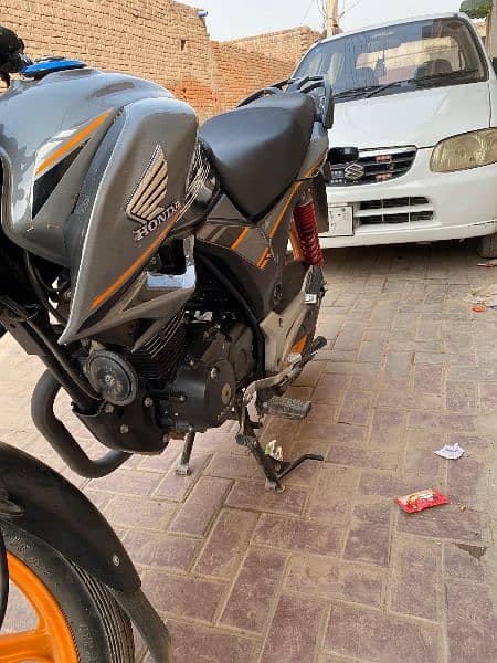 Honda Cb 150F Urgent sale 9