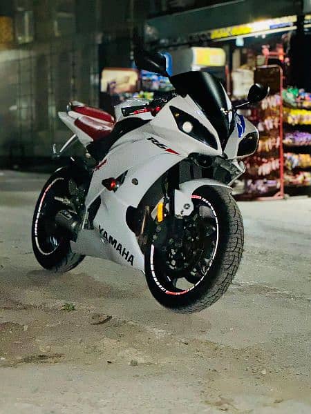 Yamaha R6 in good condition 3