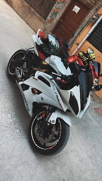 Yamaha R6 in good condition 6