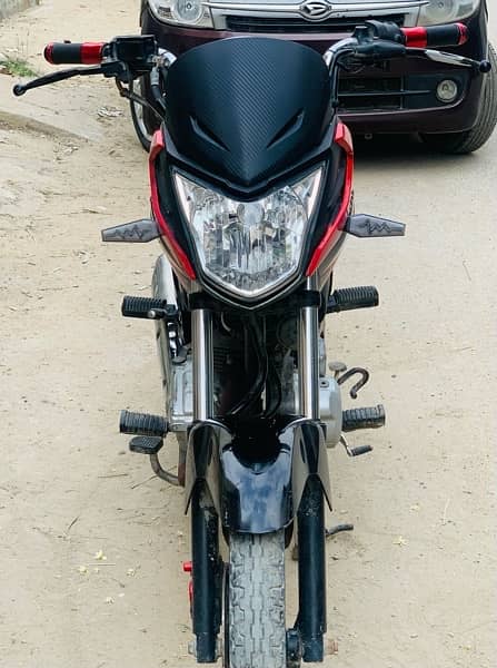 Honda CB 125F black 3