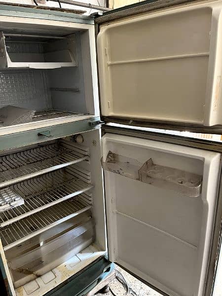 Pel Large Size Refrigerator / Fridge for sale 6