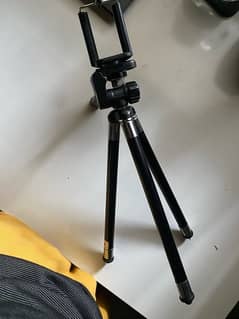 Tripod stand fir mobile and dslr