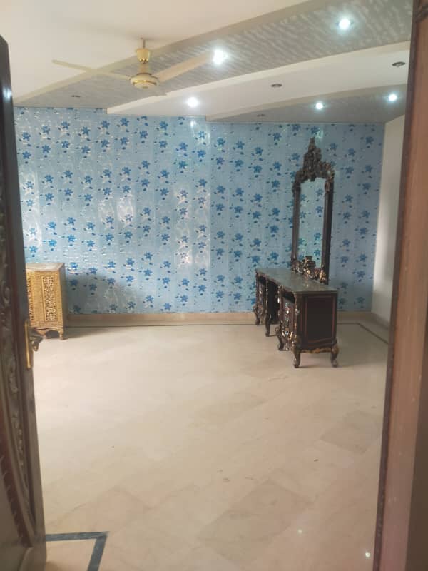 1 Kanal upper portion available for rent 3