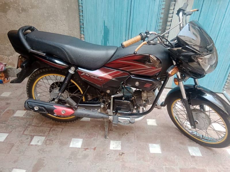 Honda prider one hand use 3