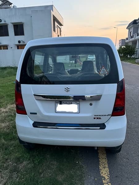 Suzuki Wagon R AGS Automatic 2022 3