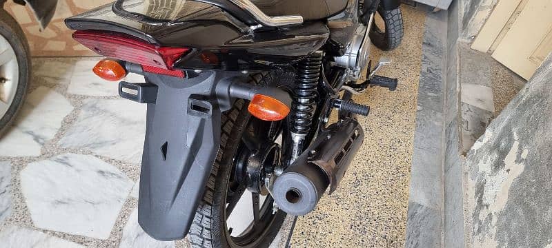 Yamaha YBR 125 G urgent sale 5